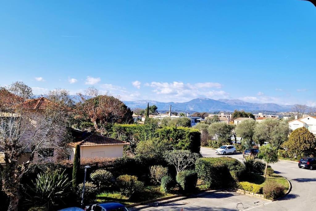 Appartement Avec Piscine Antibes
